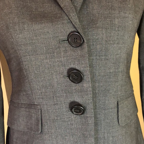 J CREW  Size 2P Classic Gray 3-Button Jacket PREPPY Stretchy Wool Lined $399 NEW - Picture 5 of 16